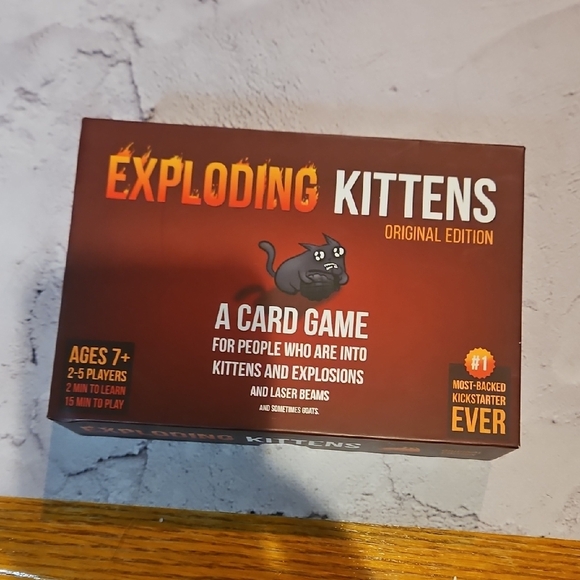 ๐3/$25๐ Exploding Kittens Card Game - Picture 1 of 3